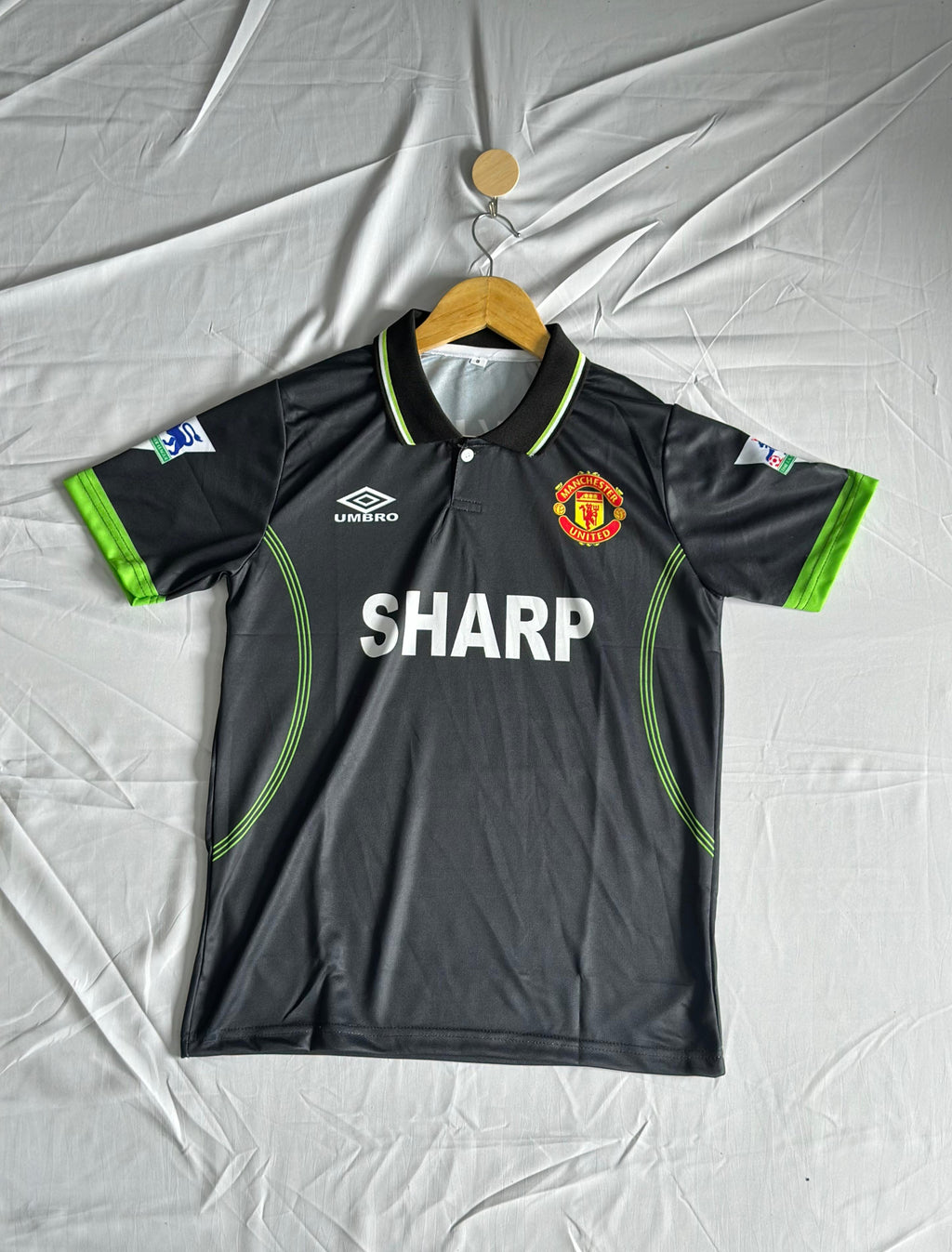 Manchester United 1998/99 Classic Third Retro