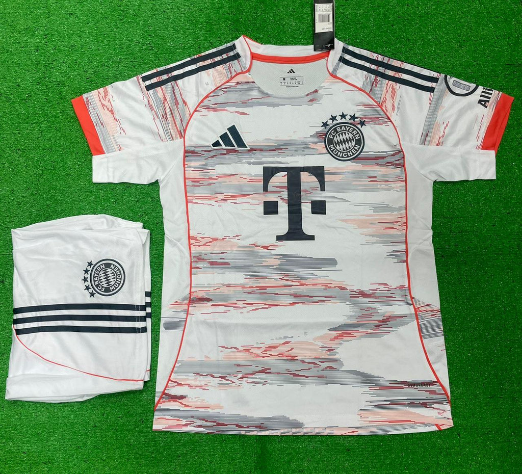 BAYERN MUNCHEN FAN VERSION WITH SHORTS