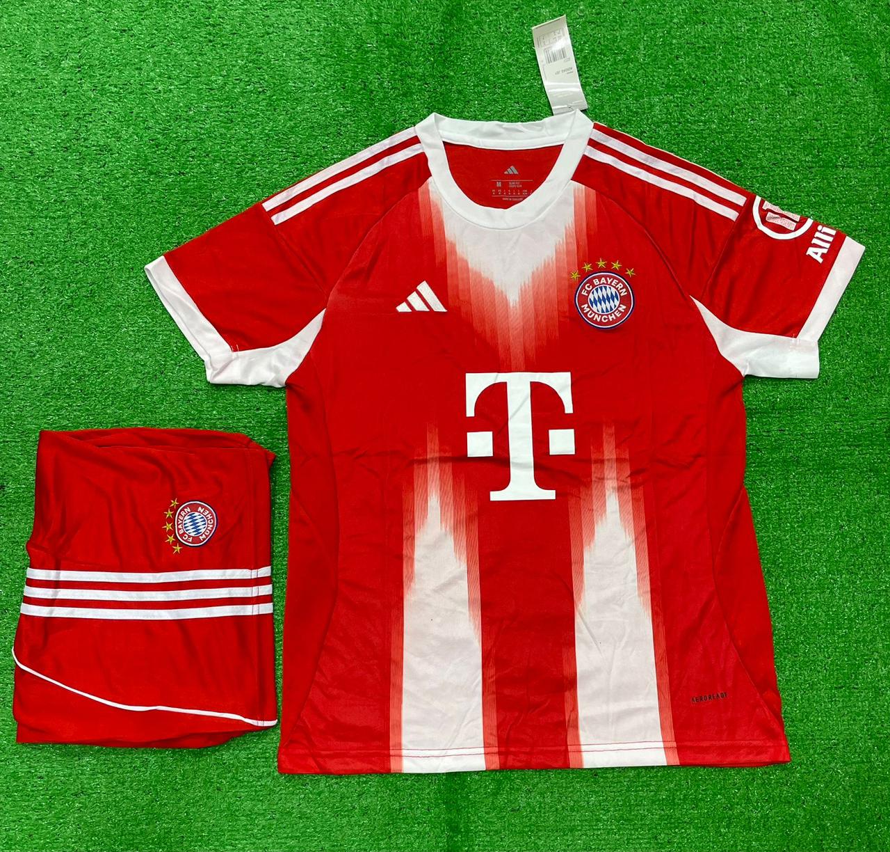 BAYERN MUNCHEN FAN VERSION WITH SHORTS